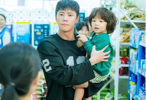 '24시 헬스클럽' 이준영, 아이 아빠였어? [오늘밤 TV]