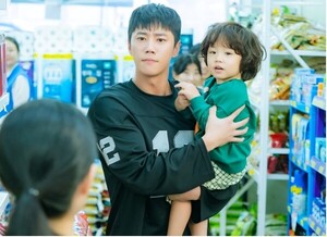 '24시 헬스클럽' 이준영, 헬스보다 힘든 육아도 극복...