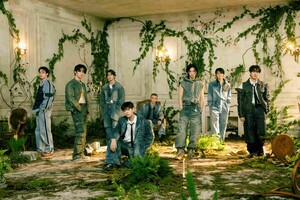 스트레이 키즈, 손흥민 속한 토트넘과 특별 컬래버