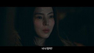 말한마디도 화제되는 한소희의 스타성, 영화서도 먹힐...
