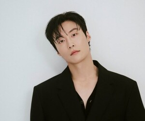 '멋진 신세계' 허남준 "손목 키스신, 찍으면서도 '이게 맞나' 걱정" [인... - 뉴스 썸네일 이미지